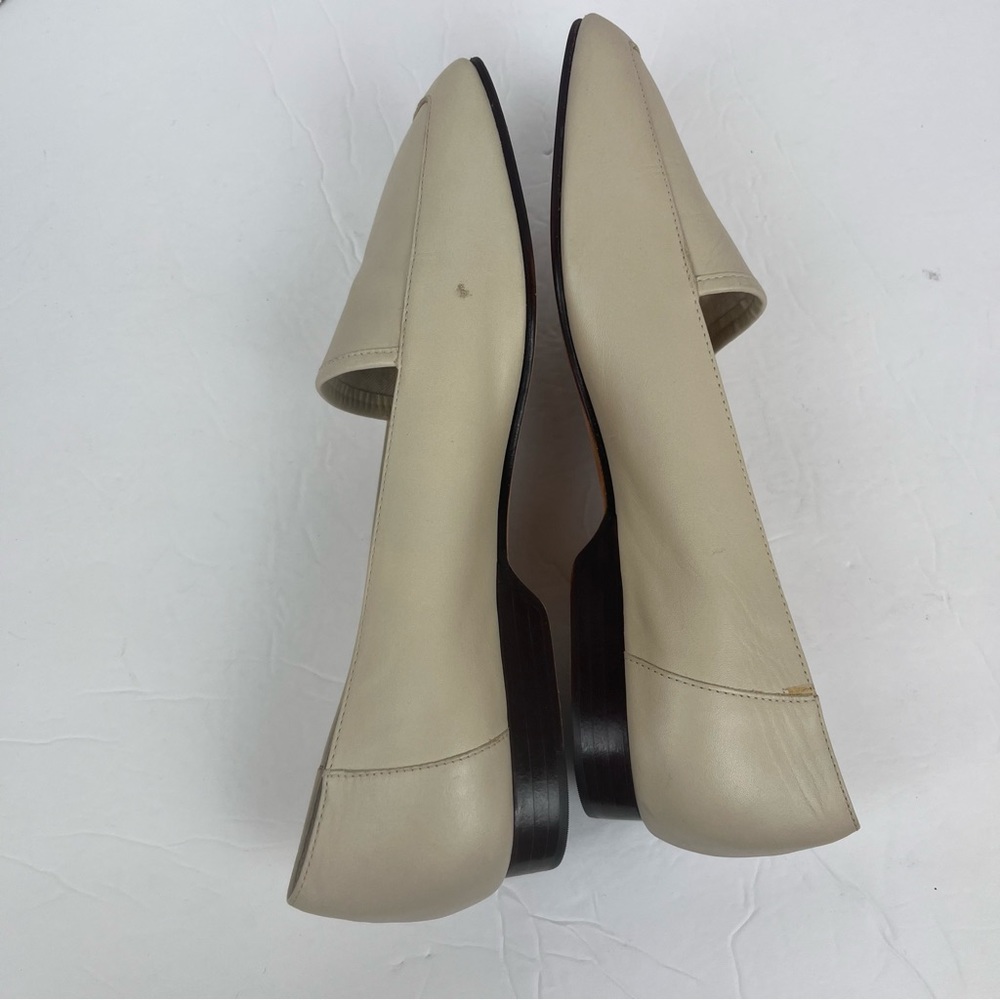 Talbots cream flat loafer shoe in woman’s 8.5 - Picture 8 of 11